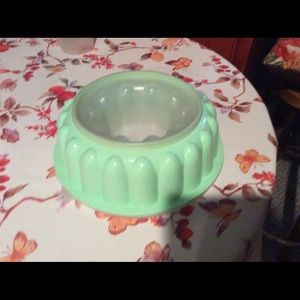 Tupperware jello mold.